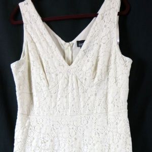 biyaycda Dress 16 Ivory Lace Empire Waist